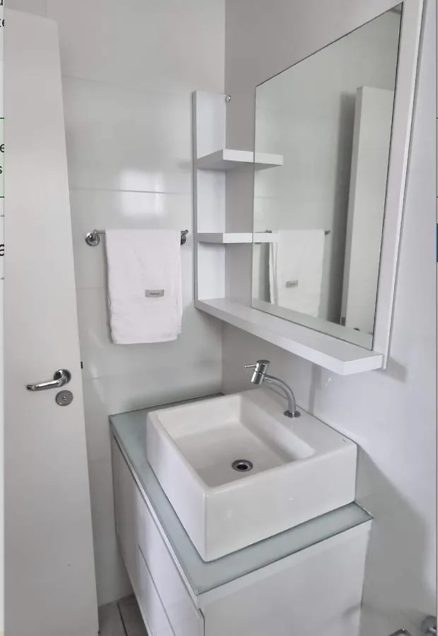 Lindo Apartamento No Centro Proximo Ao Mar Balneario Camboriu 0*,